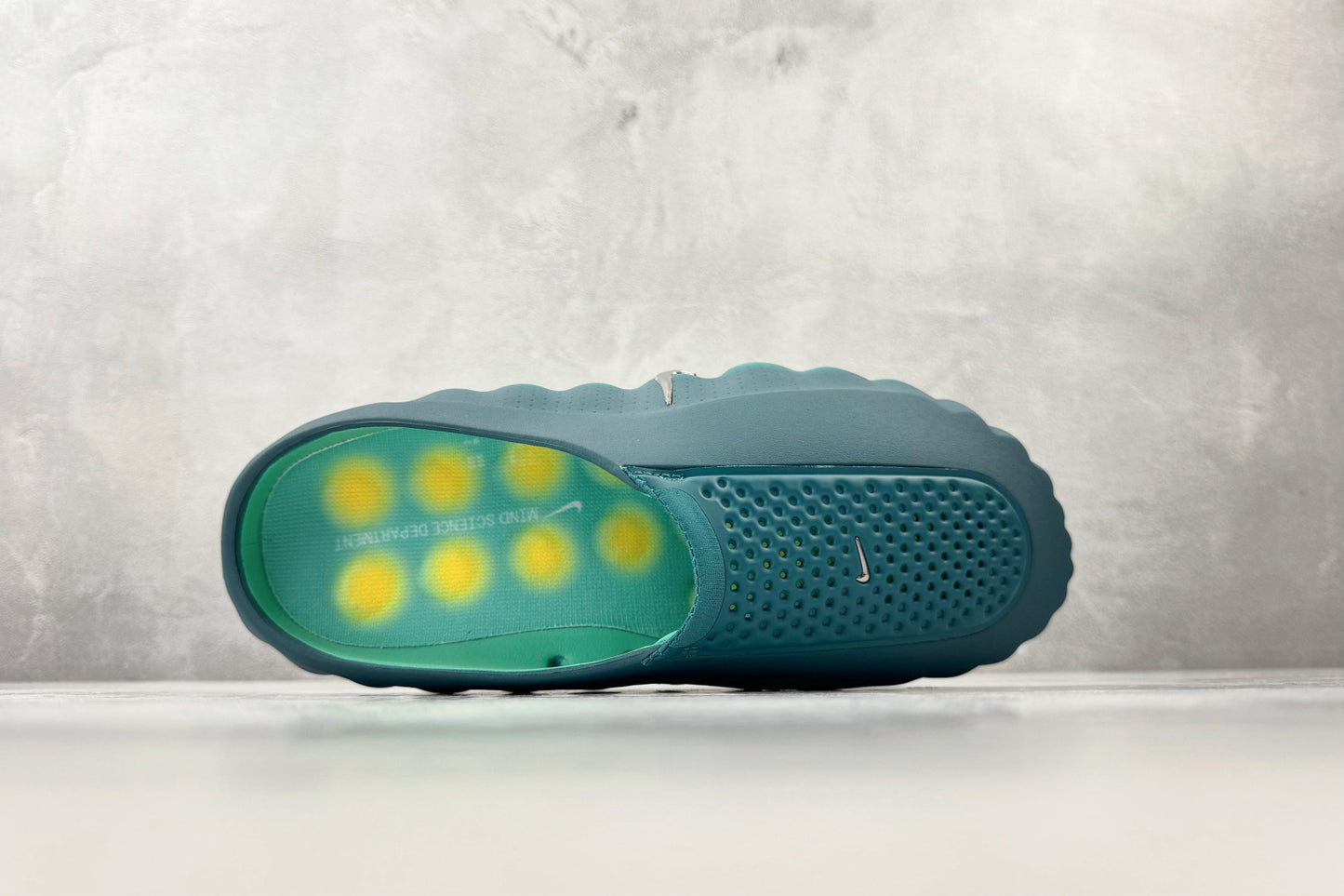 Nike Mind 001 Mule "Rage Green"